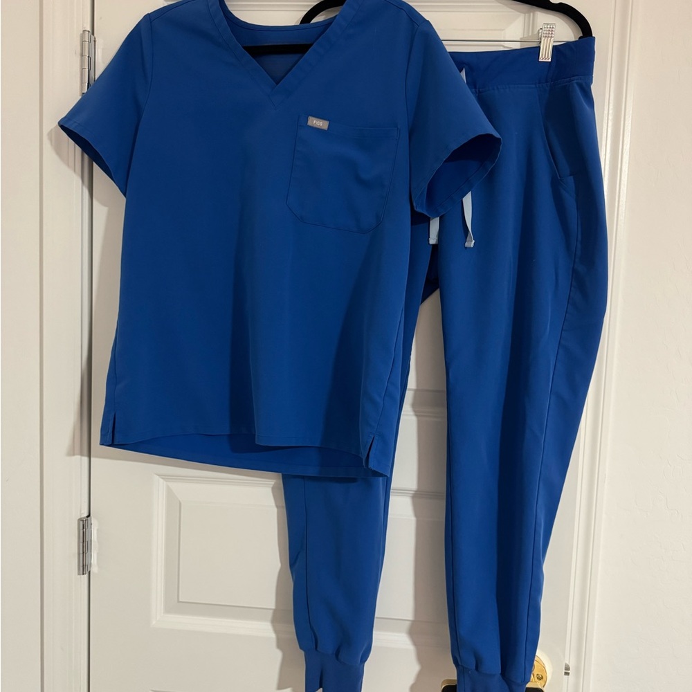 FIGS Scrub Set Royal Blue Catarina Top & Zamora Joggers